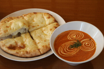 バターチキンカレー・チーズナン