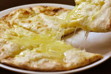 チーズナン チーズナン